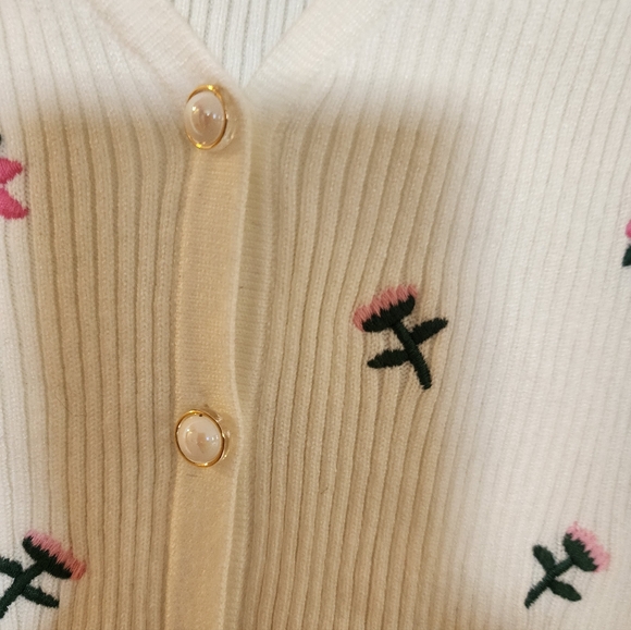 Willow And Wind Spring Flowers Cardigan Size XS - Picture 2 of 5